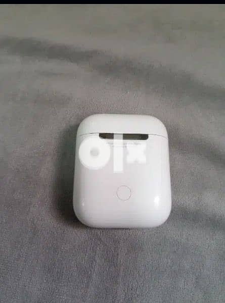 case New original Apple AirPods 2 wireless  with serial number 1