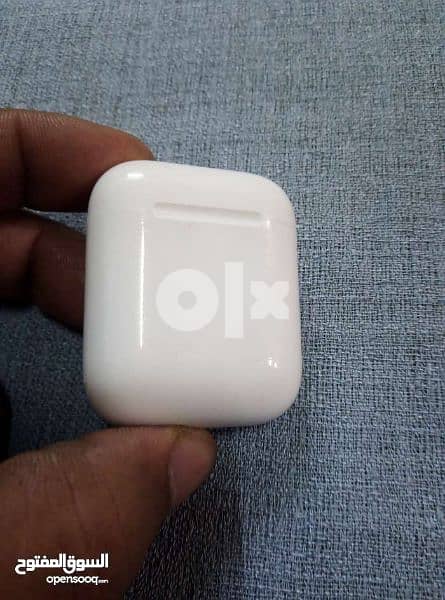 case New original Apple AirPods 2 wireless  with serial number 3