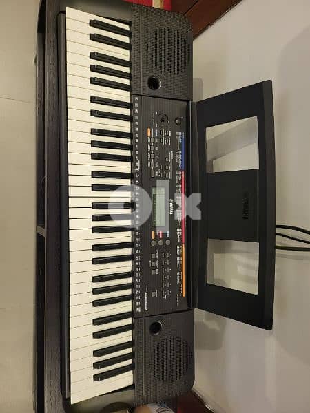 YAMAHA PAINO - PSR E263 2