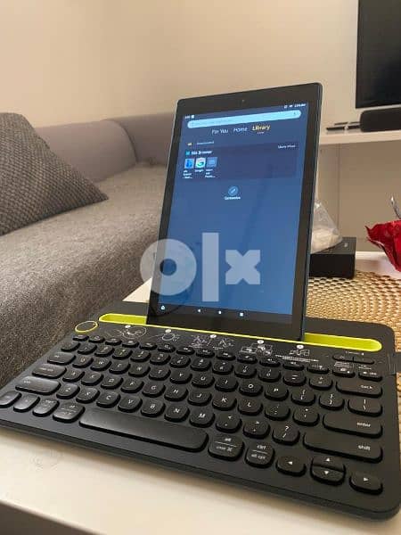 Logitech K480 Multi device Bluetooth keyboard new Box pcs 11