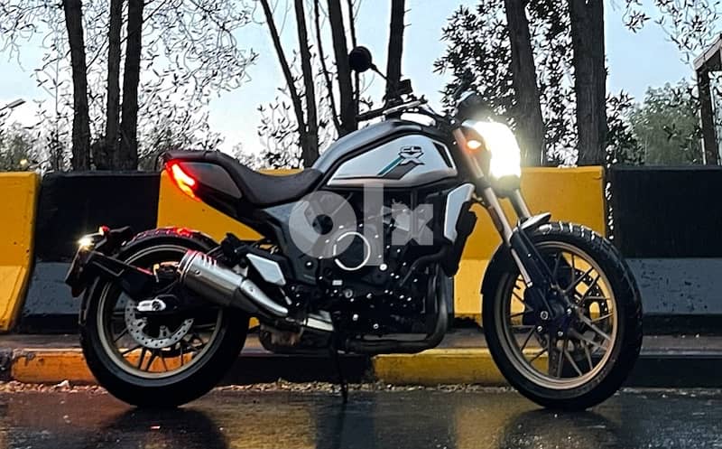 clx moto 700 cc 1