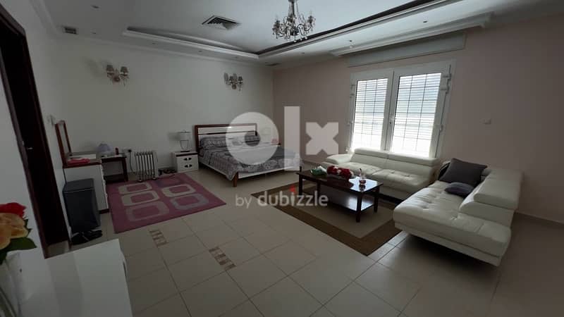 full villa 2 floor and half for rent in mangaf 8