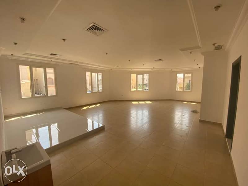 for rent in mangaf villa with garden 0