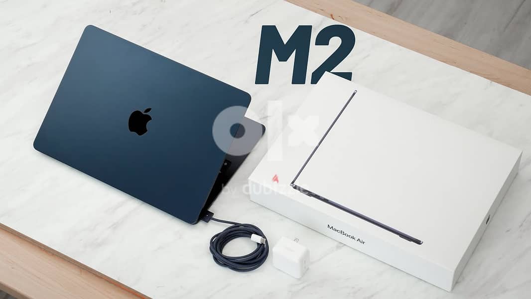 Macbook Air 15 M2/256GB SSD/8GB RAM MIDNIGHT  للبيع ماك بوك اير ام 2 0