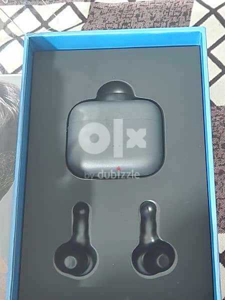 soundcore liberty air 2 earbuds with box and all accessories available 4