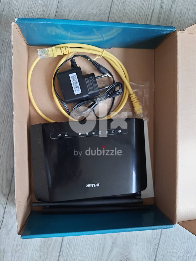 D-Link Wireless N300 Router 4