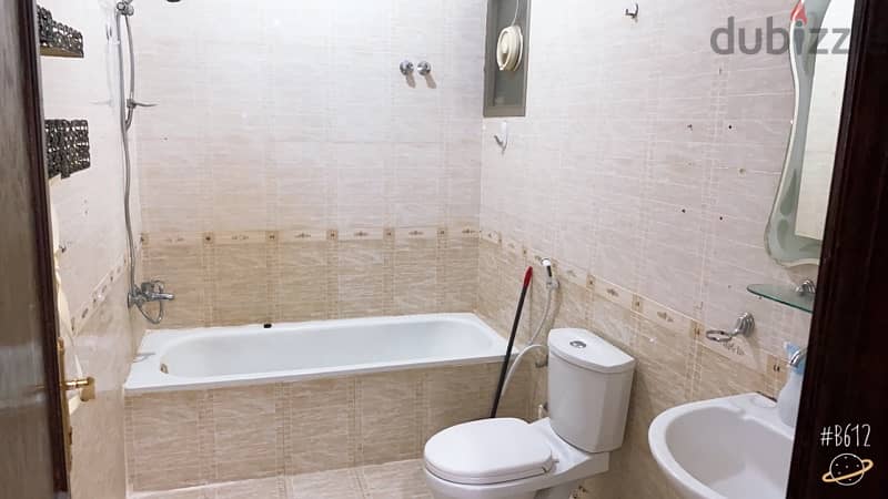 for rent in mangaf villa flat with garden 4
