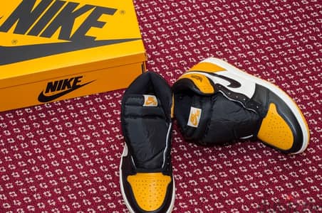 Jordan 1 High OG Taxi