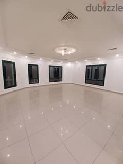 Pets friendly 4 bedroom floor in Mangaf with garden 0