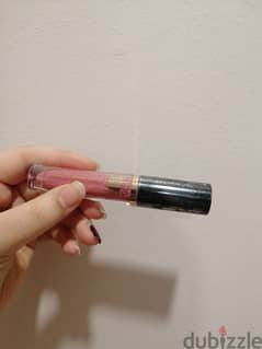 new Victoria secret lip gloss pink color matte
