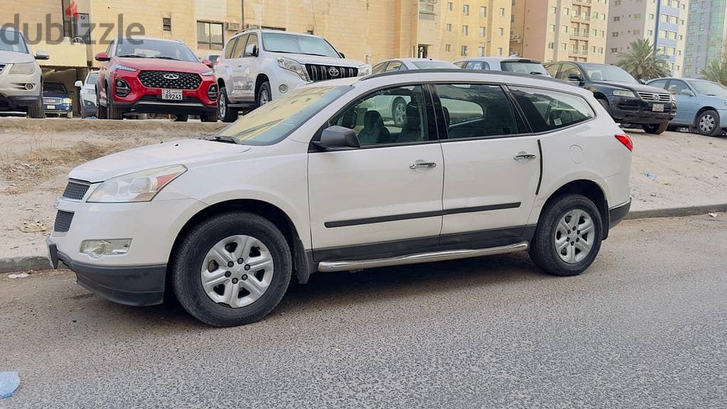 Chevrolet Traverse For sale 2012 neat and clean 1