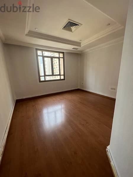 SHAAB - Deluxe 2 BR with Maid Room and Roof Top Pool 5