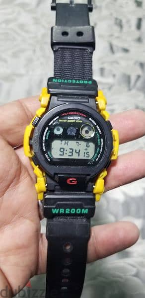 2 vintage original casio g Shock watches preowned 6
