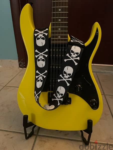 Ibanez Gio with stand and strap (new) 0