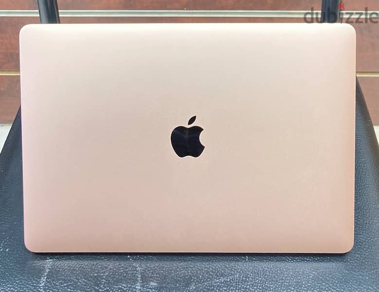 Macbook air Core i3 256GB SSD 8GB RAM 1