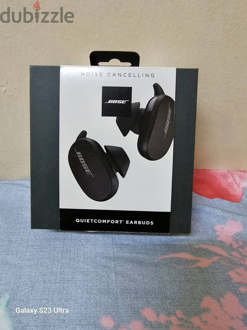 Mint Condition Bose Quitecomfort Earbuds for sell at reasonable price. 0