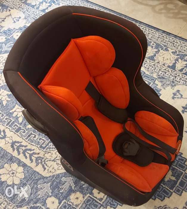 Baby car chair juniors. . 0