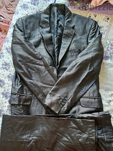 coat set. Good condition 1