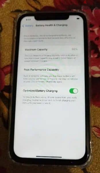 ايفون ١١ اصلي مافي خدش واحد ١٢٨ جيجا وبطاريه ٩٢