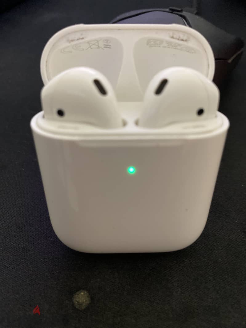 AirPods gen 2 wireless case 0