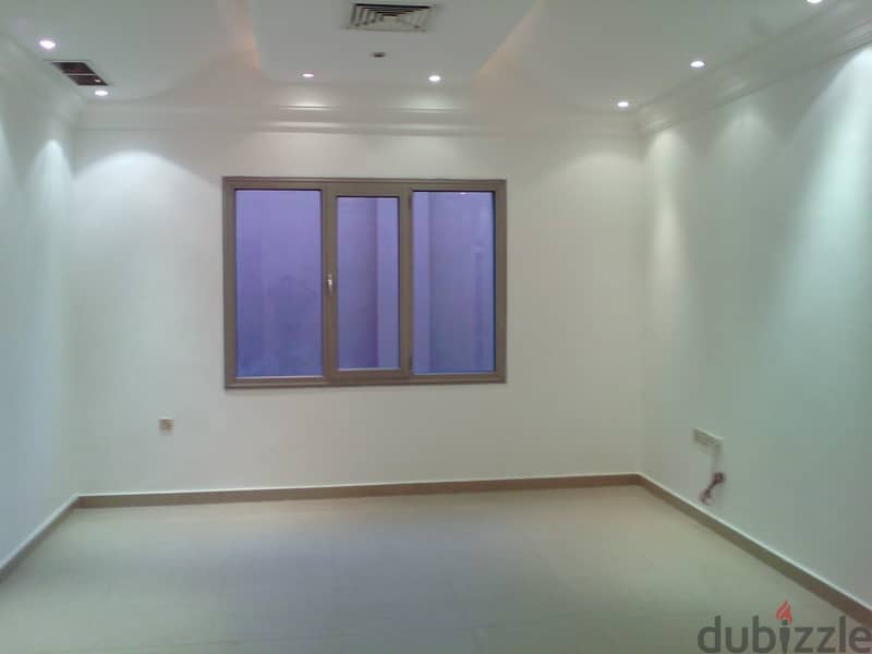 Great Location! 3 Bedroom flat in mangaf. 0