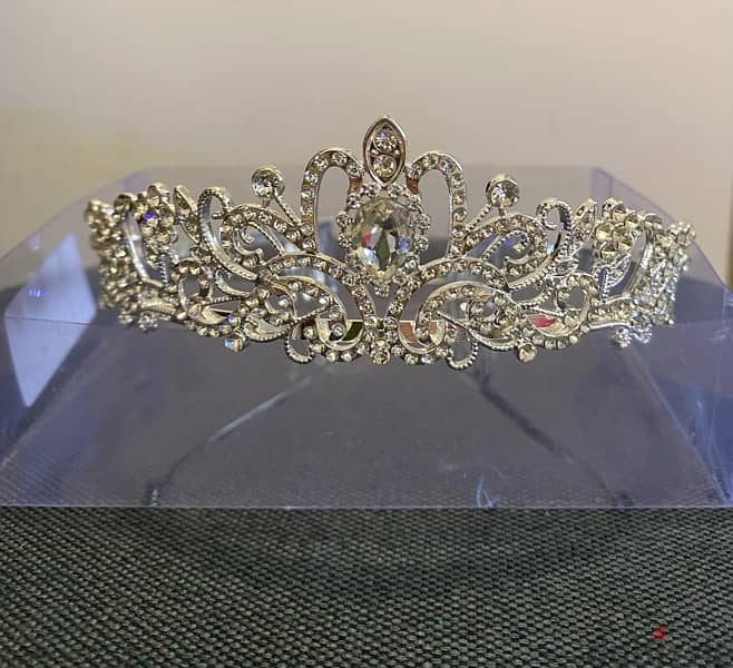 crown or Tiara - new in box 2