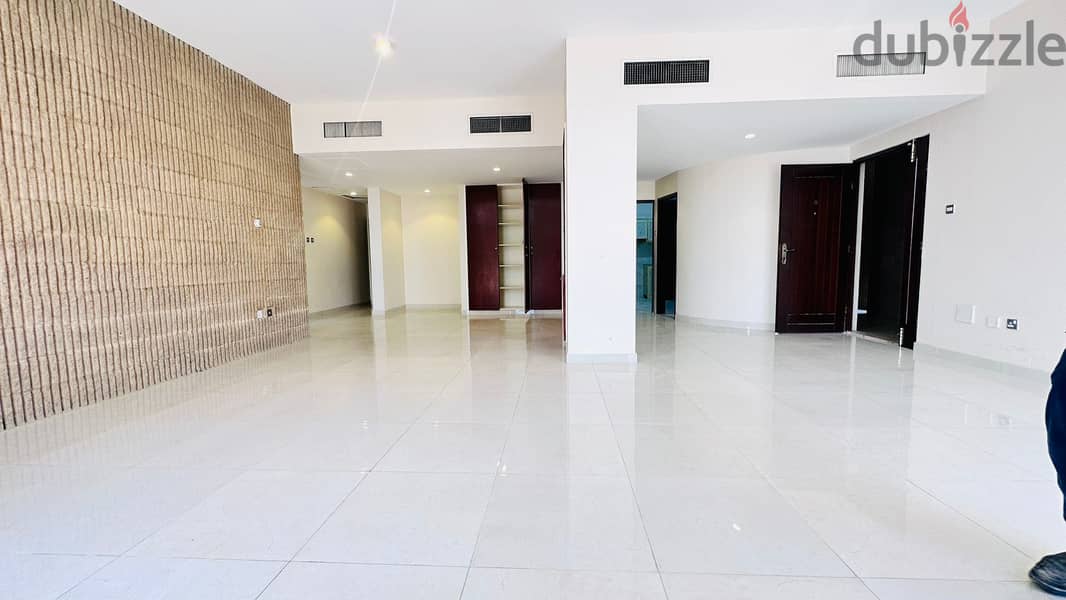 Modern spacious three bedroom Un Furnished Apartment- Mahboula block-3 3