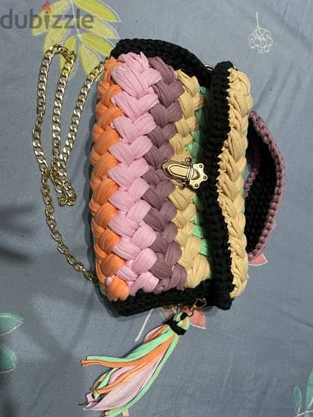 yarn slingbag 1