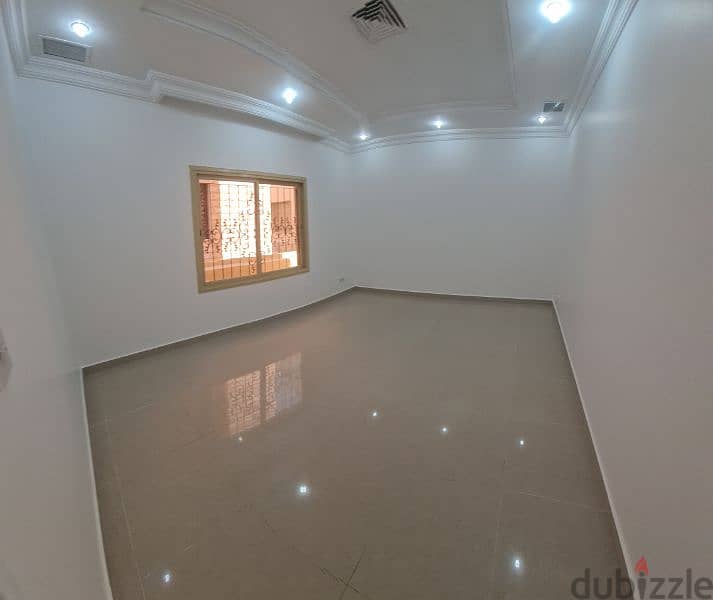 very nice super clean villa floor in Mangaf ( small balcony )open view 3