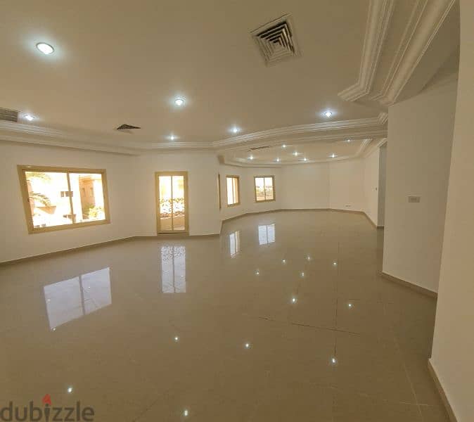 very nice super clean villa floor in Mangaf ( small balcony )open view 6