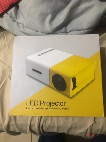 led projector 0