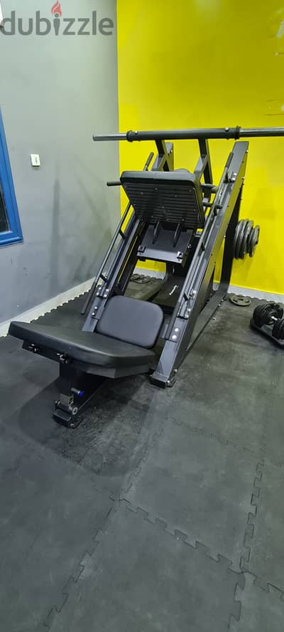 Hack squat leg press combo