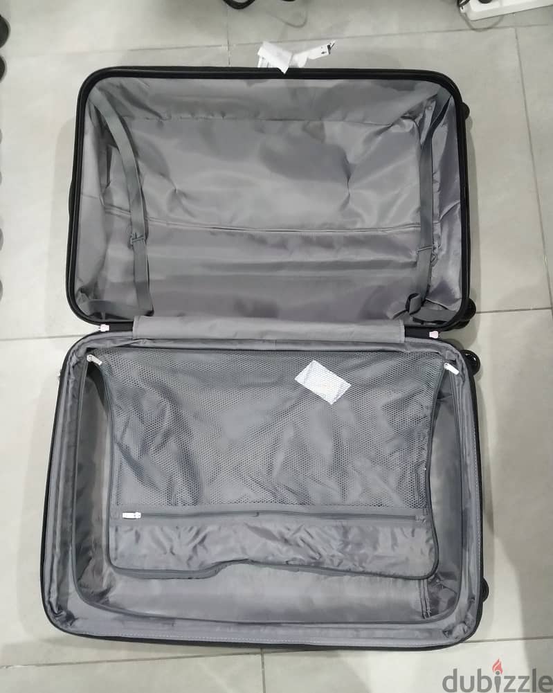 Suitcase, 99–106 L (3 times used) 6