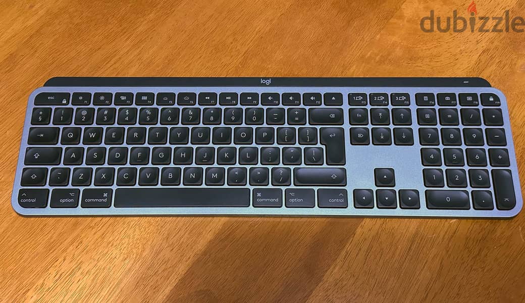 Logitech MX - Mac Keyboard (ENGLISH) 1