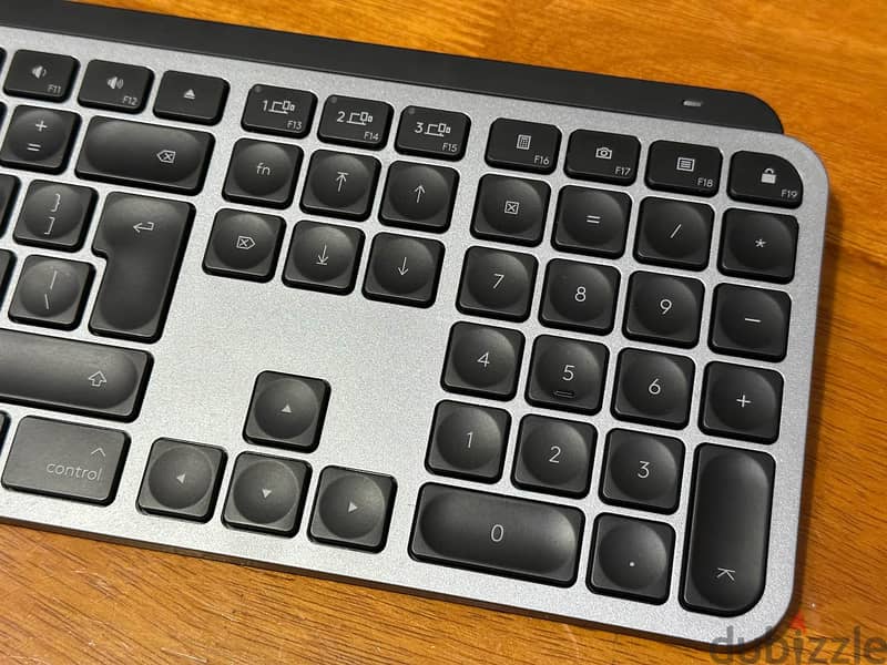 Logitech MX - Mac Keyboard (ENGLISH) 5