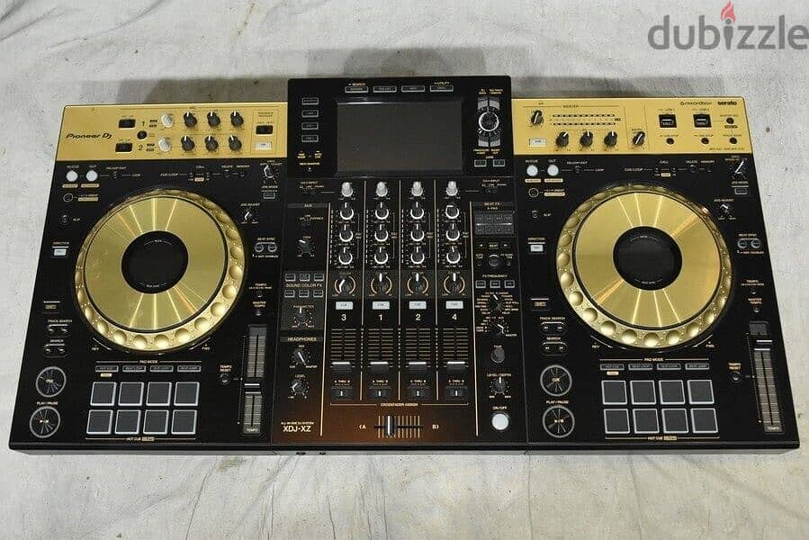 Pioneer XDJ-XZ Limited Gold All-in-One 1