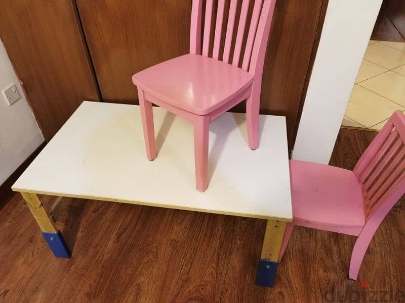 IKEA child table and seats 3