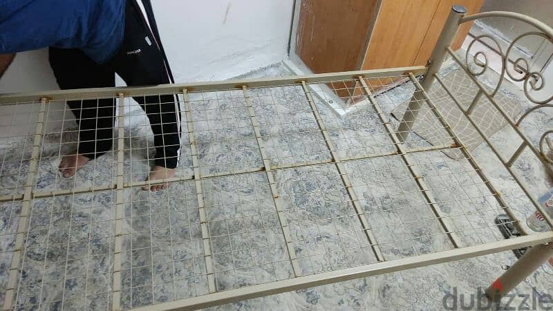 Iron Bed good condition 1