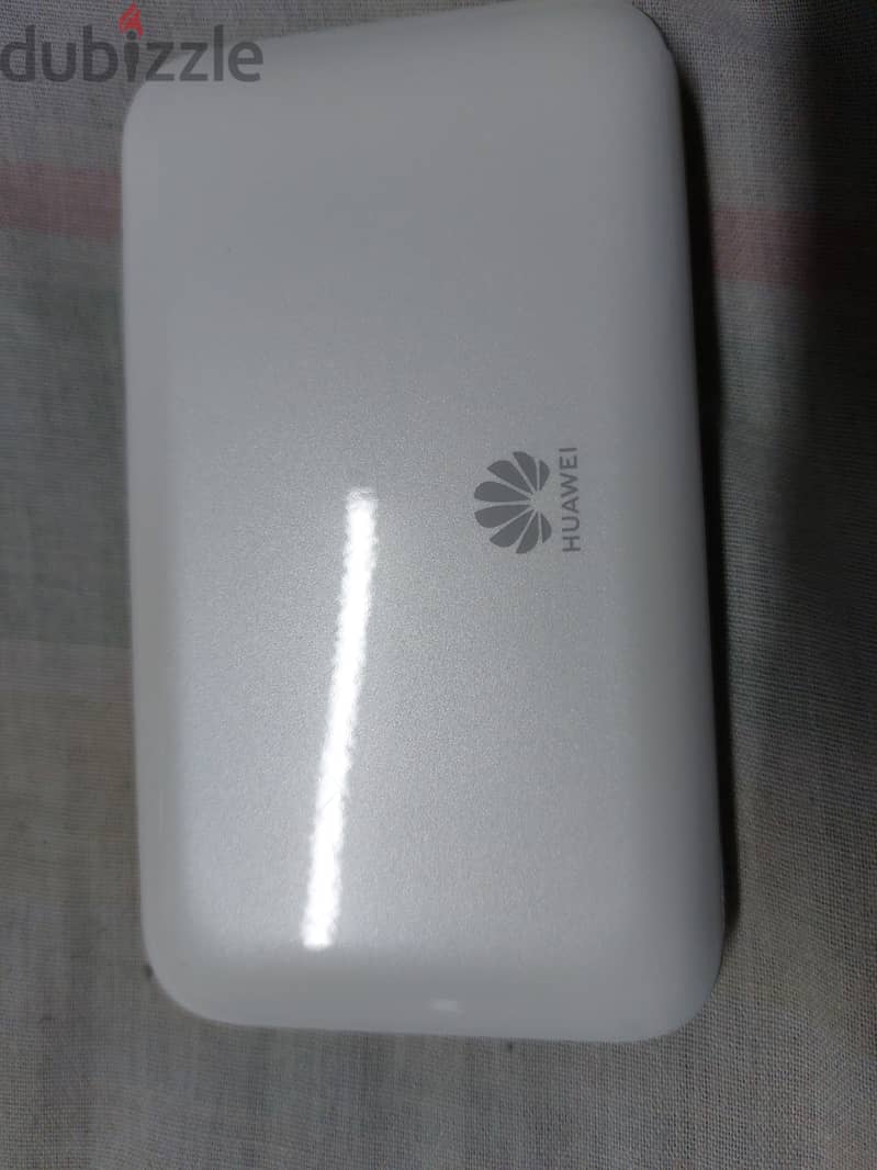 Stc 4g LTe  pocket Router almost new on sale 1