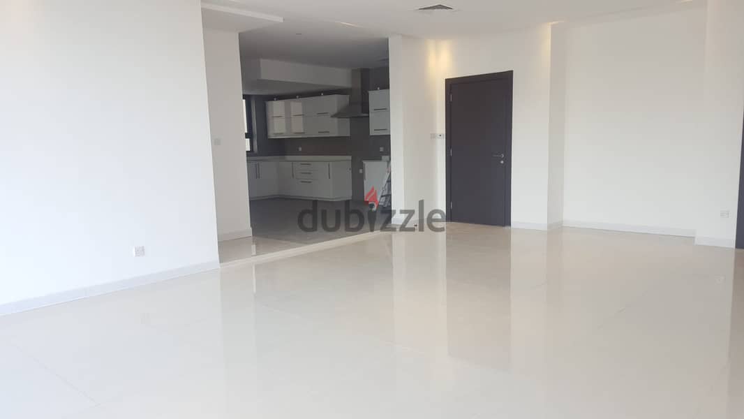 Modern 03 Bedrooms Ground Floor Apartment with Balcony in West Mishref 6