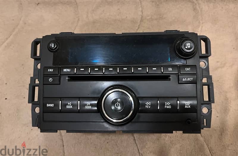 GM OEM Radio MP3 Aux CD player Part No : 25782841 0