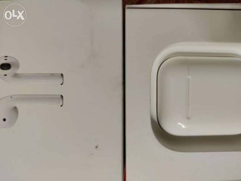 Airpod 2 charging case without buds original 1