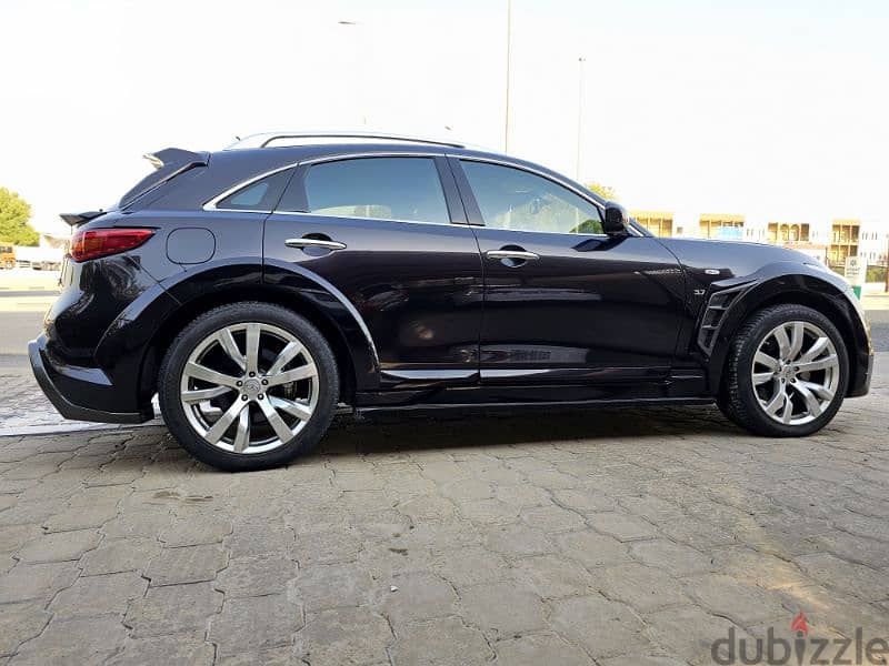 infinite qx70 body kit 3