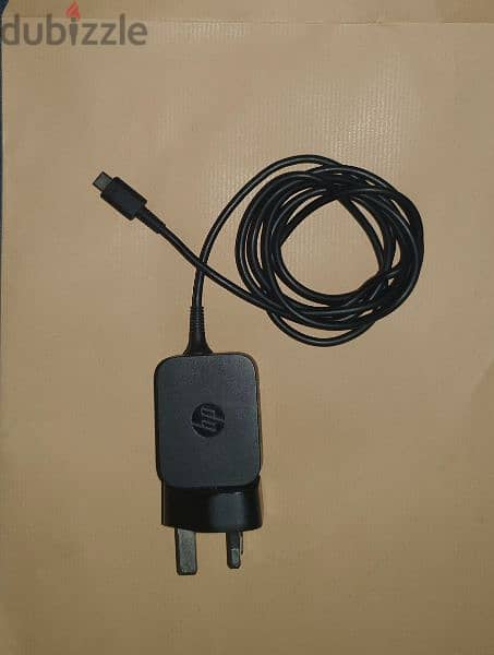 HP C tayp laptop  t  charger  good condition 0