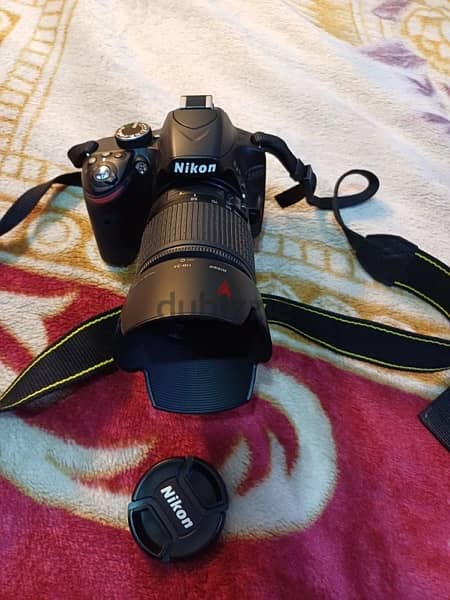 Canon Digital Camera with 2 Lens and 2 Battery & Tripod 2