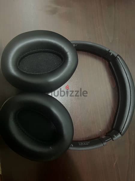 Wireless Hi-Fi Stereo Headset 1