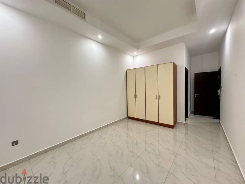 3 Bedrooms Ground Floor with Pool in Abu Al Hasania 6