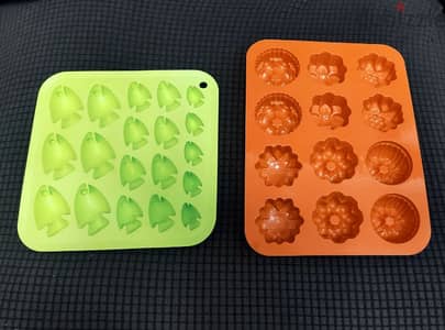 Silicone Baking Molds -66379610 (5pm-9pm)