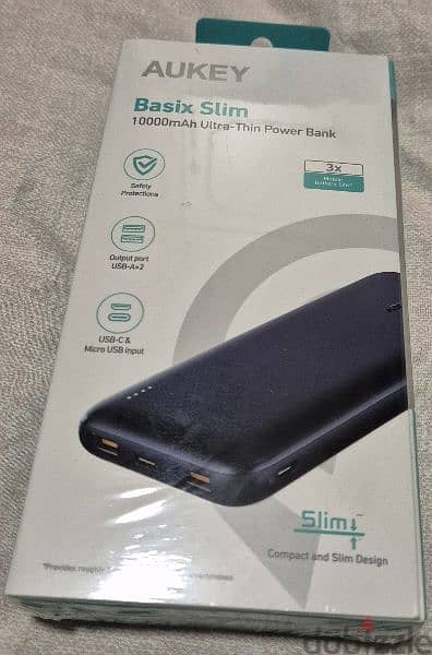 Aukey 10000mAh power bank basix slim