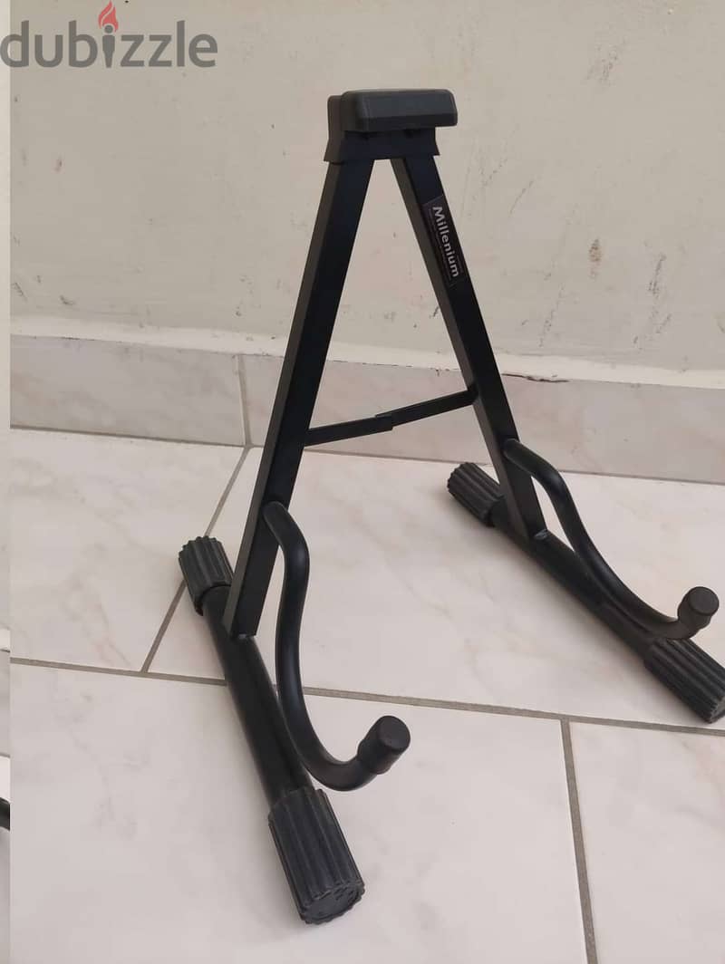 Electric/Acoustic Guitar/Bass Stand 2